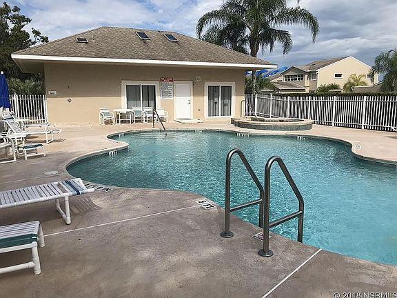 5th image of 2231 Hawks Cove Cir