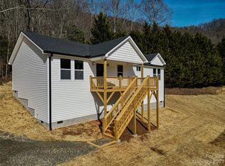 212 Eller Cove Rd, Weaverville, NC 28787