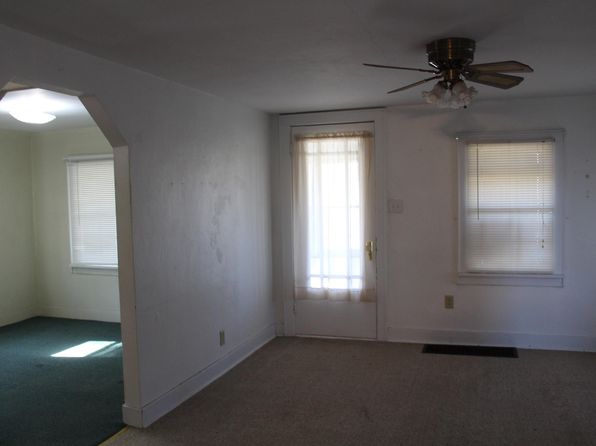 12604 N Route 91 Rd, Dunlap, IL 61525