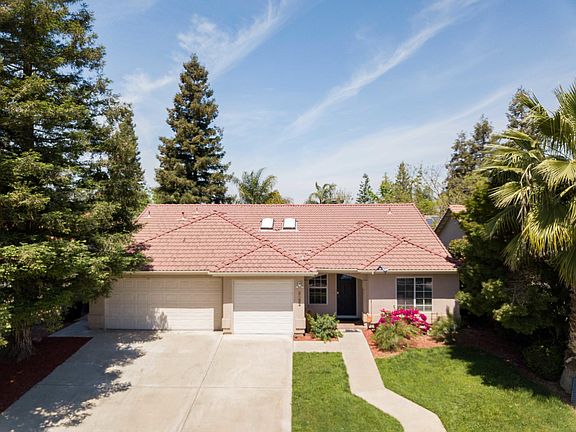 4th image of 3832 E Acequia Ave