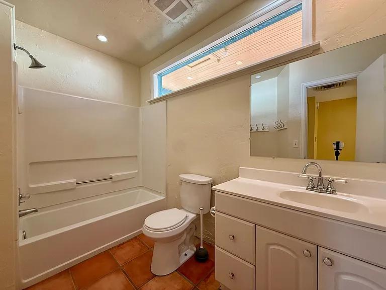 909 Ouray Ave — Photo 17