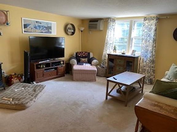 5th image of 870 Haverhill St APT 13B