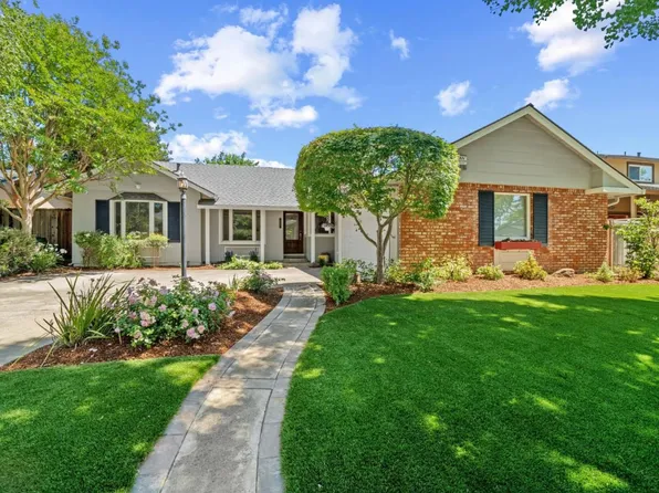 966 Twin Brook Dr, San Jose, CA 95126