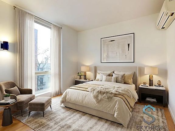 4th image of 1348 Ocean Ave #5I