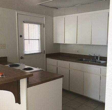 4th image of 2563 S Mountain View Dr APT 1