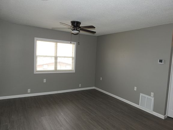 2nd image of 415 W Singleton St #7