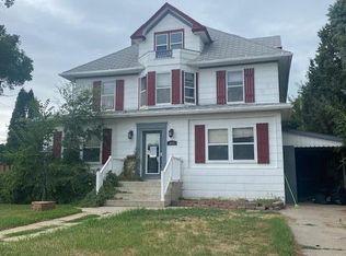 927 1st Ave W, Williston, ND 58801