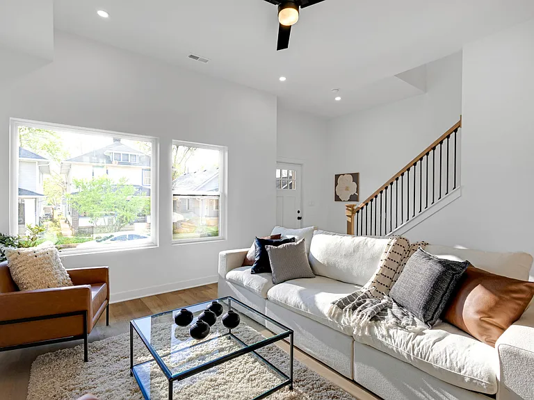 1025 Churchman Ave — Photo 6