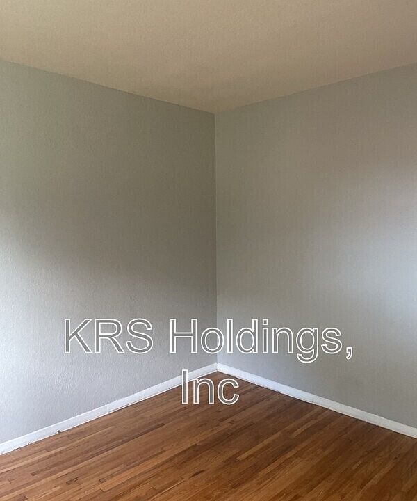 2nd image of 4202A Newsome Dr