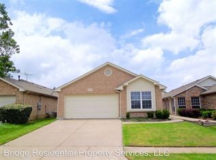6369 Geneva Ln, Fort Worth, TX 76131