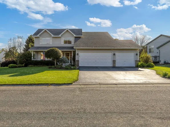 3912 Cardinal Ct, Rosemount, MN 55068