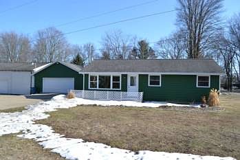 1st image of 77 W Park Dr