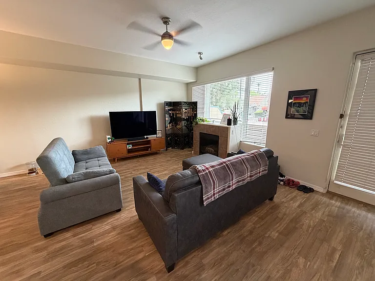 17 W Vernon Ave #21 — Photo 6