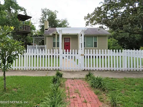 1536 Inwood Ter