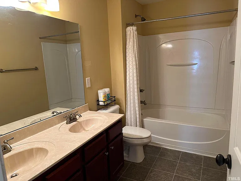 213 Bikram Dr — Photo 42
