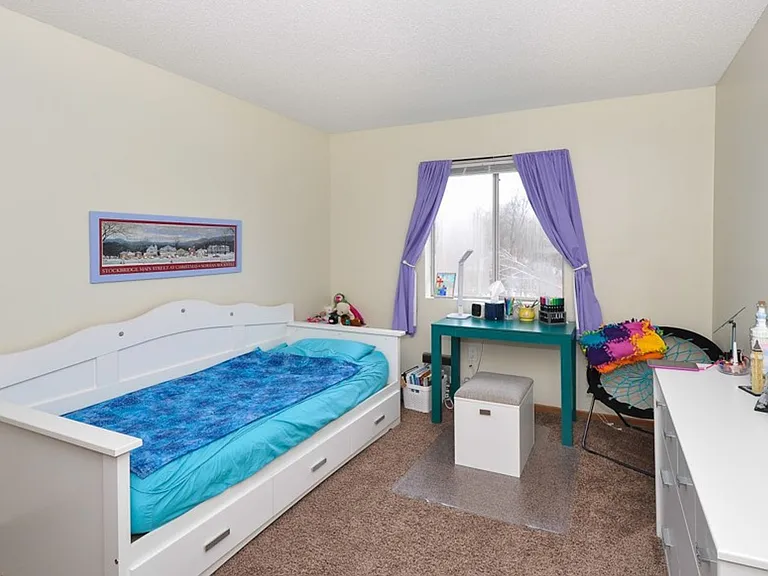 Fernbrook Townhomes — Photo 15