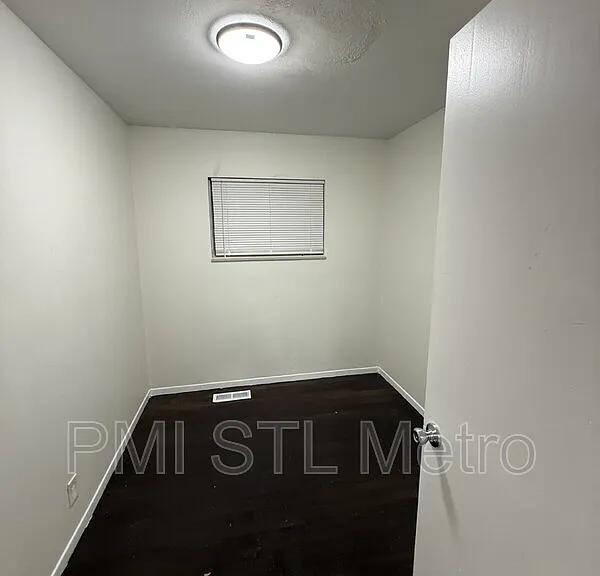 10613 Spring Garden Dr — Photo 7