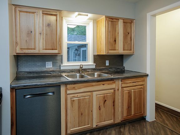 2713 glendale-109
