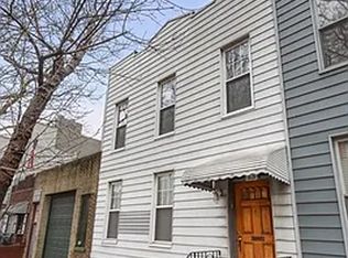 215 Frost St, Brooklyn, NY 11211