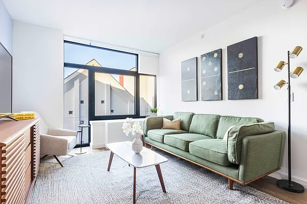 Rented by MNS | media 24