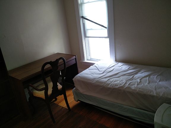 3rd image of 559 Columbus Ave #2