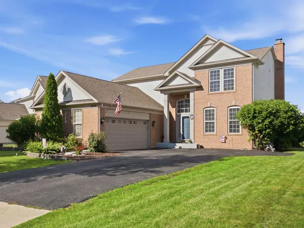 4050 Bunker Hill Dr, Algonquin, IL 60102