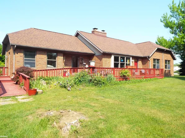 2299 N Lakeshore Rd, Port Sanilac, MI 48469