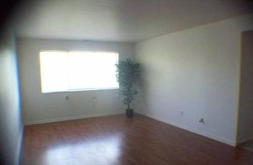 2nd image of 1795 Hocker Dr APT 15