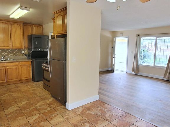 4th image of 378 Verdugo Ave