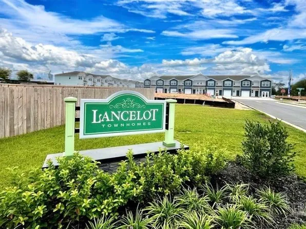 4091 Pendragon Cir, Milton, FL 32583