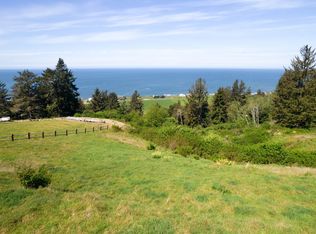 0 Elk Run Rd, Smith River, CA 95567