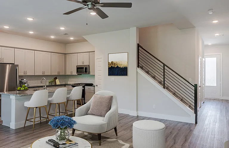 Echelon At Reverchon Bluffs Rental Homes — Photo 29