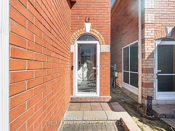 3rd image of 94 Apollo Rd