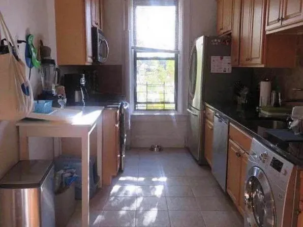 398 Eight Street image 1 of 12