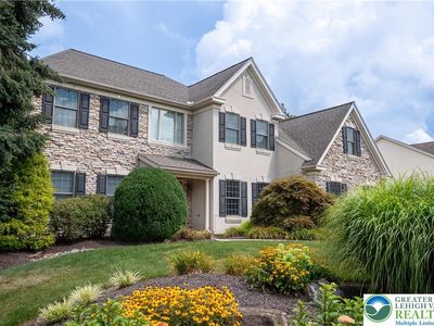 7296 Lochhaven St, Allentown, PA, 18106