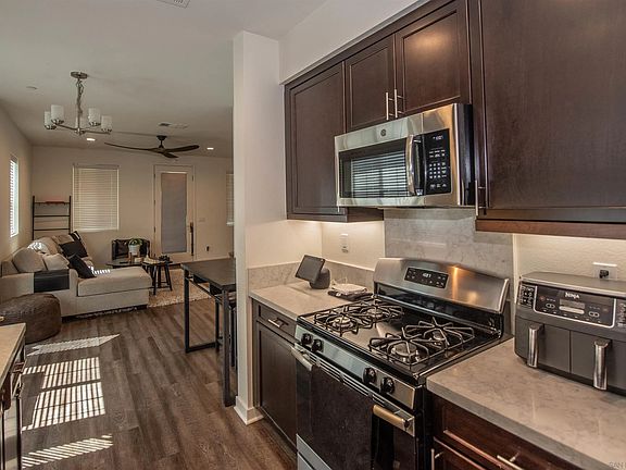 4th image of 4414 Palm Ave #3