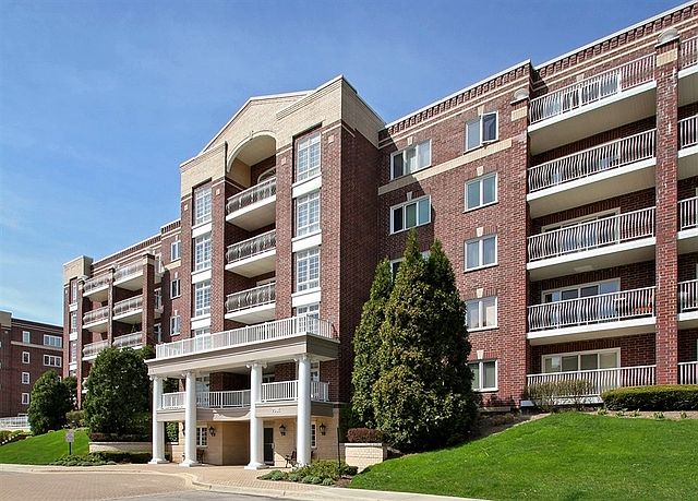 1st image of 7081 W Touhy Ave APT 201