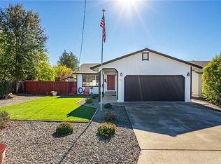 19771 Oak Flat Rd, Hidden Valley Lake, CA 95467