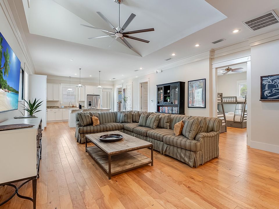 1st image of 45 Pine Knoll Ln #45