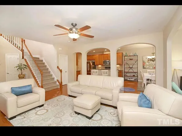 265 Murray Glen Dr, Cary, NC 27519