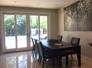 9059 O'Neill Dr, Burr Ridge, IL 60527