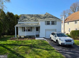 2538 Woodland Rd, Abington, PA 19001