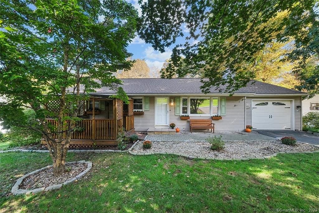 82 Hillandale Rd, Danbury, CT 06811 Zillow