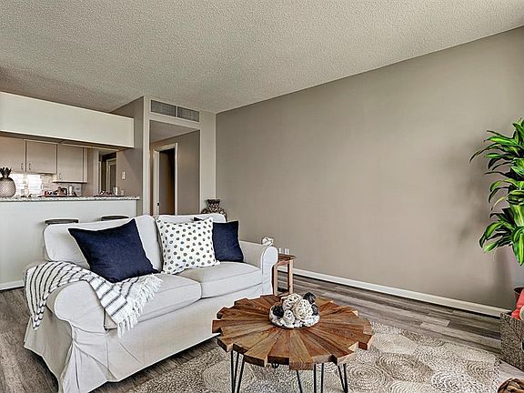 4th image of 1401 E Beach Dr Unit 908