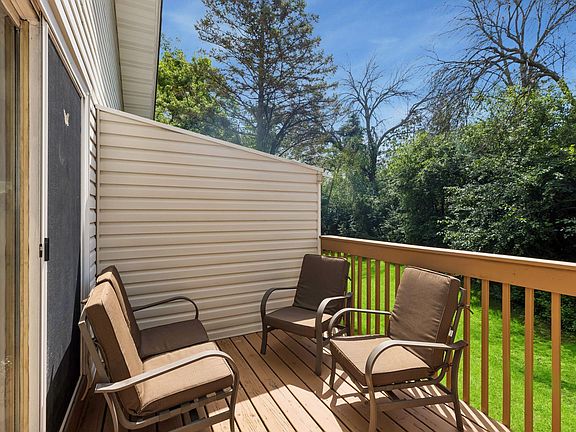 5th image of 4316 Thornhill Ln