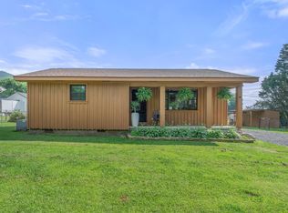 156 Red Ln, Whitwell, TN 37397