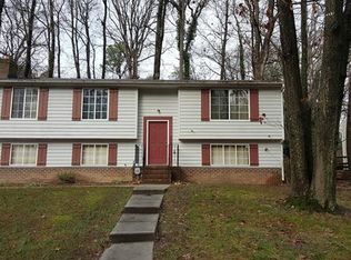 10624 White Rabbit Rd, North Chesterfield, VA 23235