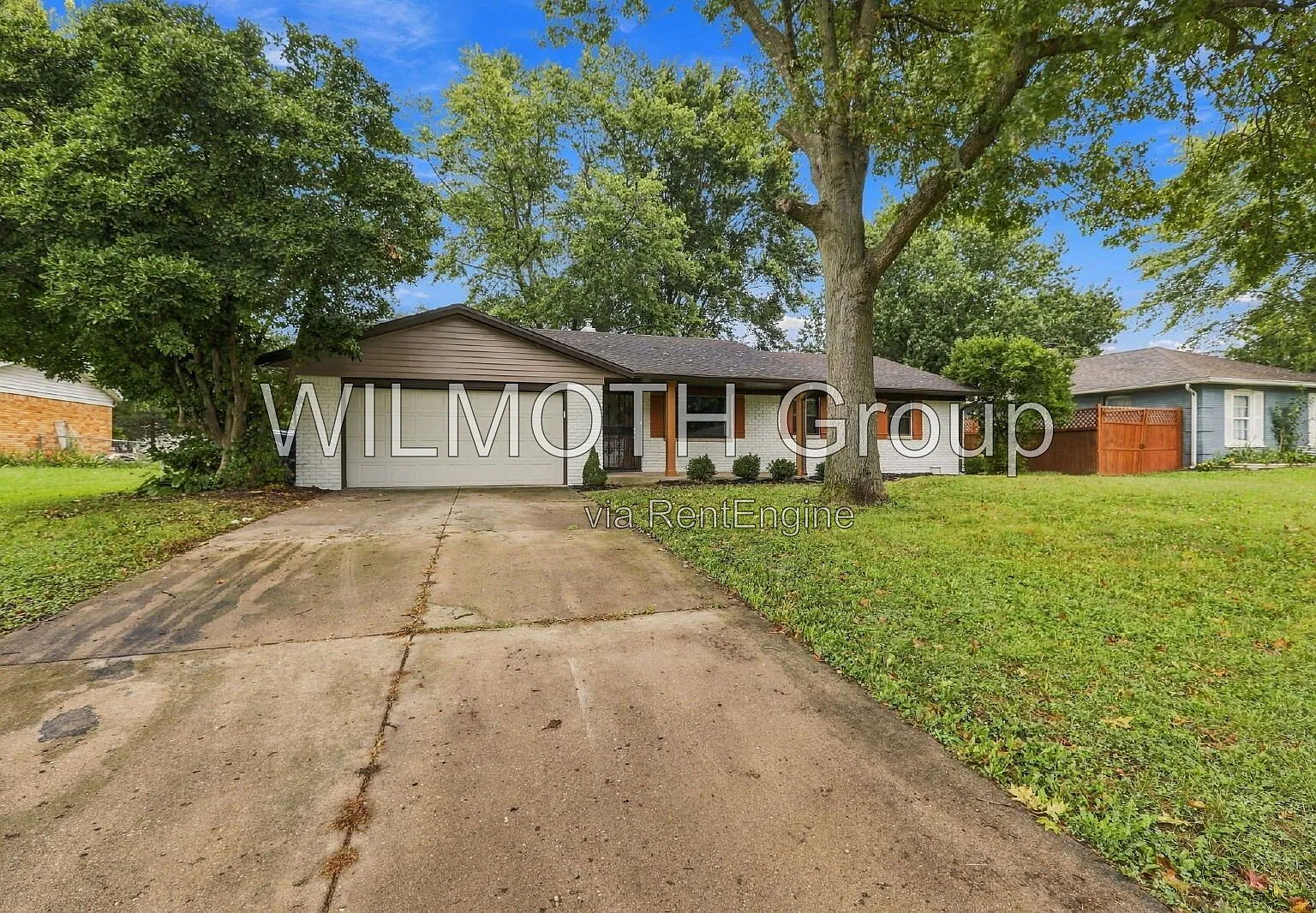 3 bed, 1.5 bath, 1451 sqft, $1,550 — Photo 2