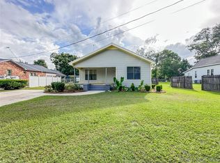 108 S Greenwood St, Geneva, AL 36340