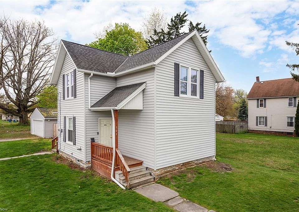 1st image of 301 W 29th St